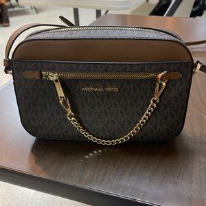 Michael Kors Crossbody